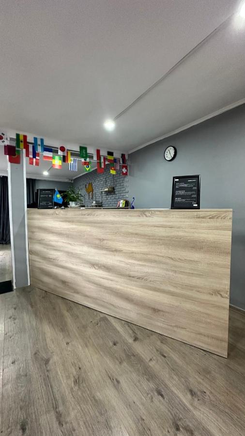 Гостевой Дом Guest Of 알마티 외부 사진